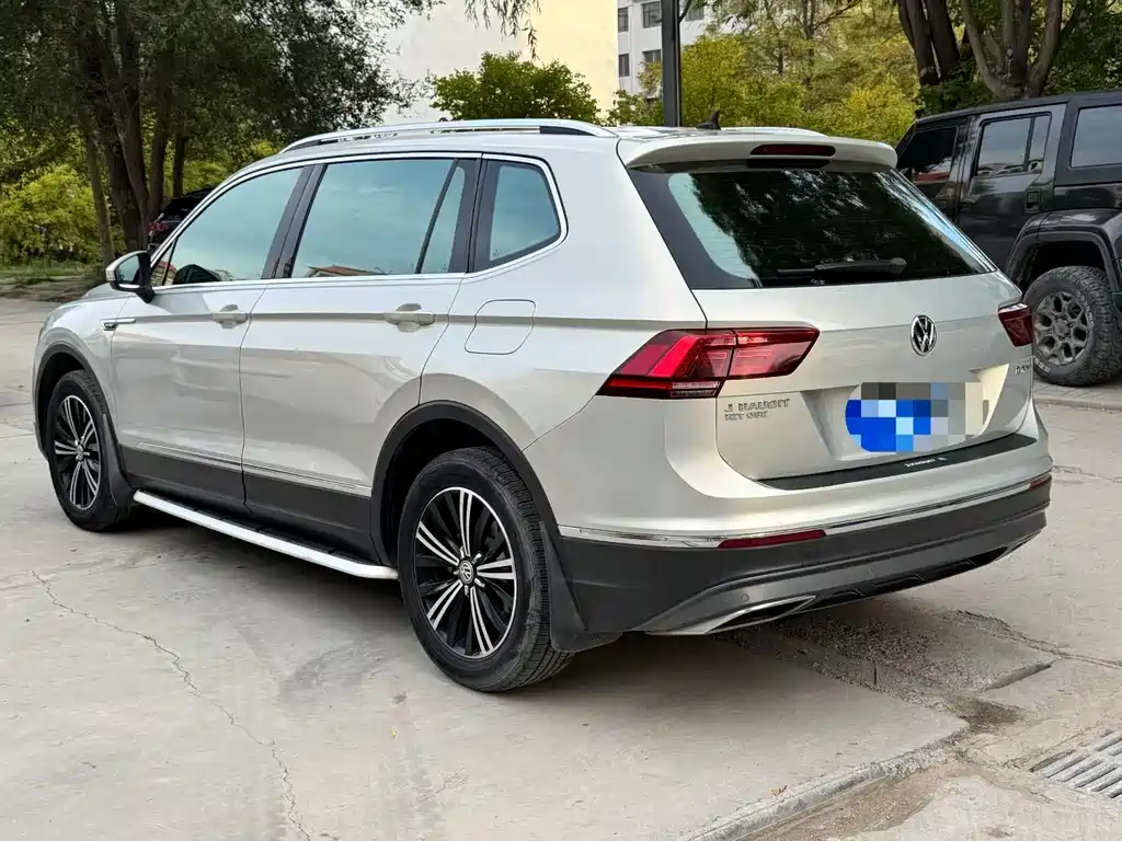 Volkswagen Tiguan L — миниатюра 4