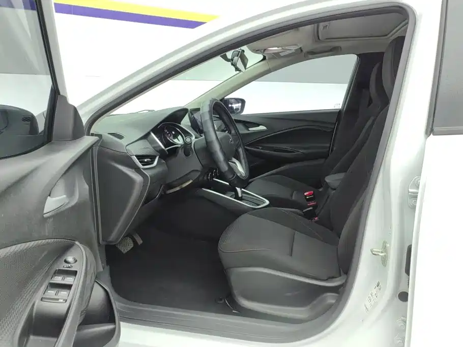 Chevrolet Cavalier — миниатюра 9