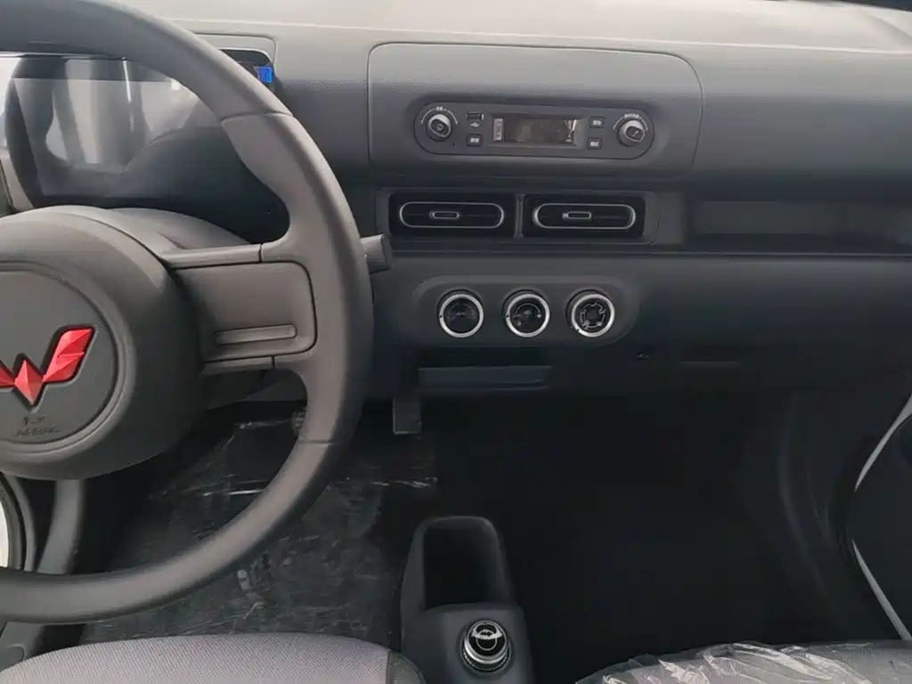 Wuling Zhiguang EV — миниатюра 13