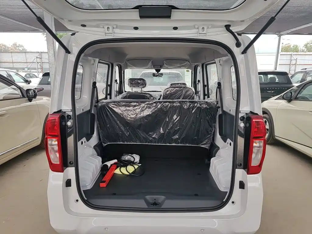 Wuling Zhiguang EV — миниатюра 19