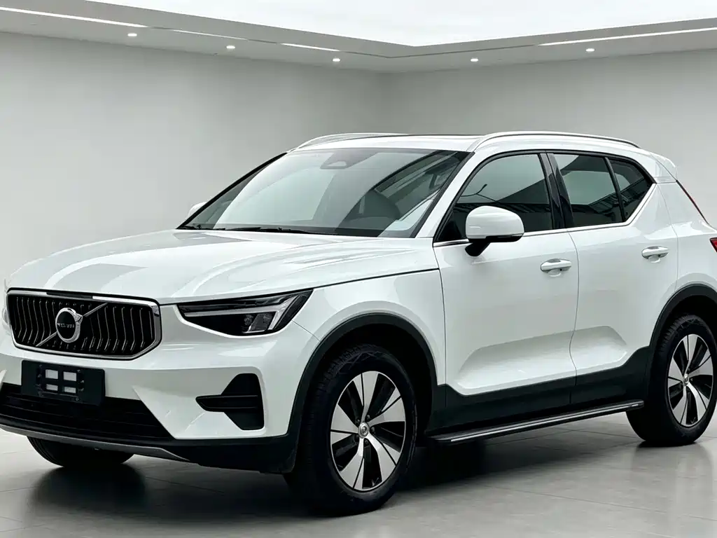Volvo XC40 — миниатюра 5
