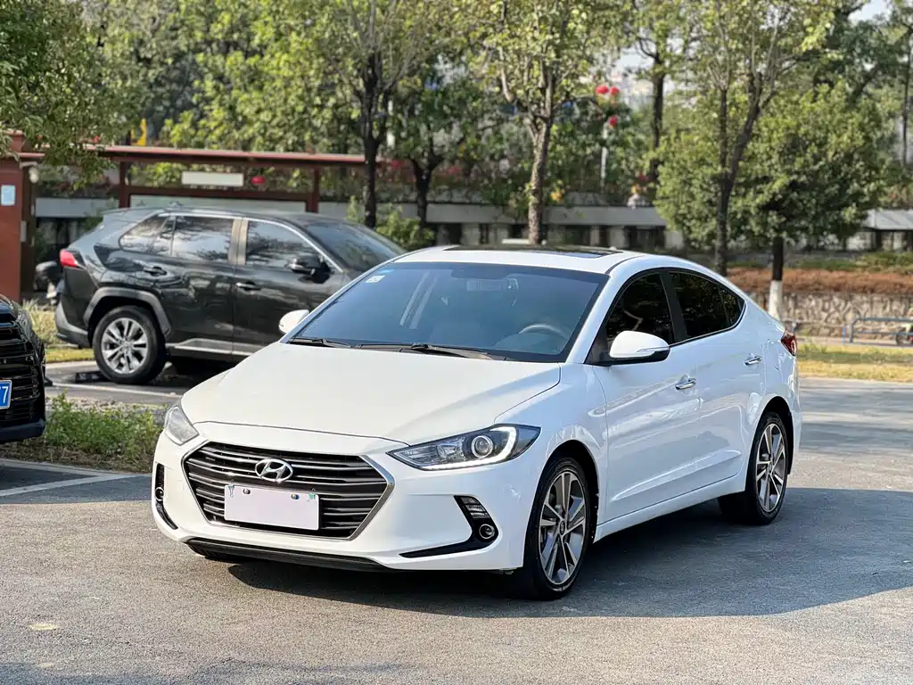 Hyundai Elantra 2018