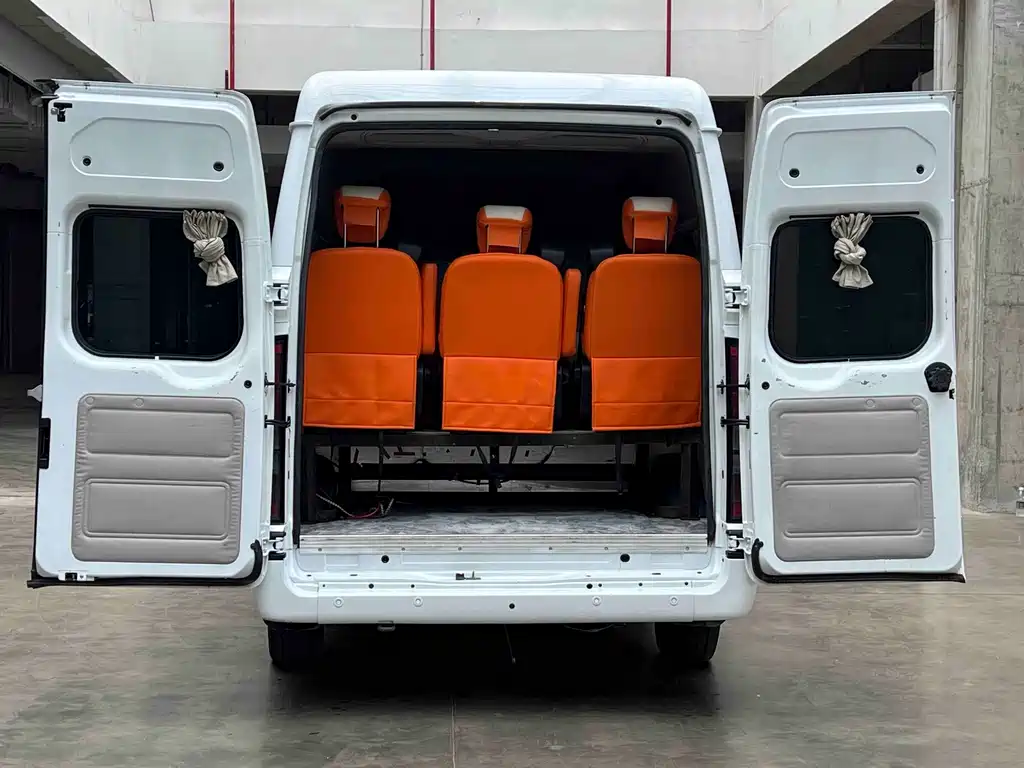 JMC JMC Fushun — миниатюра 7