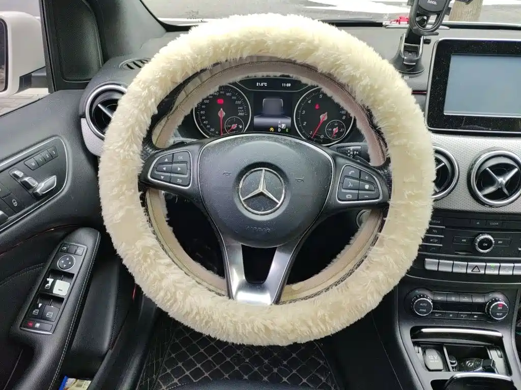 Mercedes-Benz B-Class — миниатюра 3