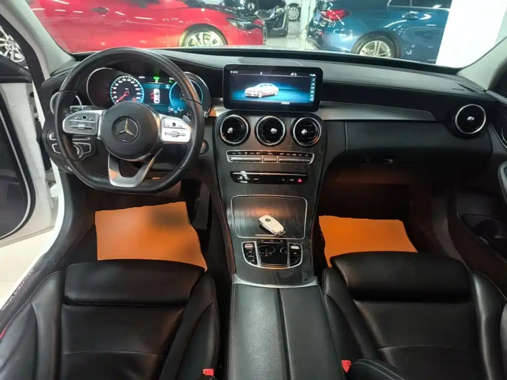 Mercedes-Benz C-Class — миниатюра 10