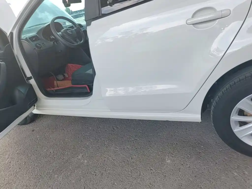 Volkswagen Polo — миниатюра 22