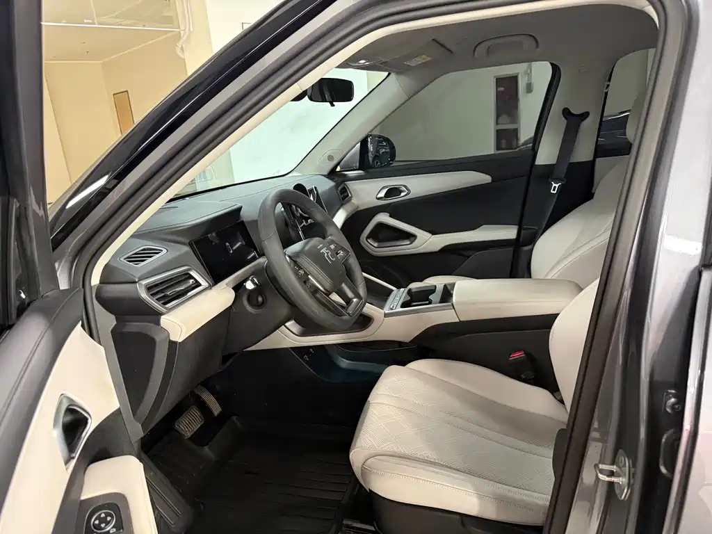 BYD Yuan UP — миниатюра 11