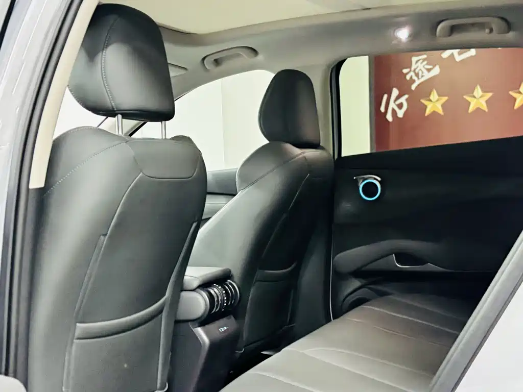 BYD Yuan Plus — миниатюра 5