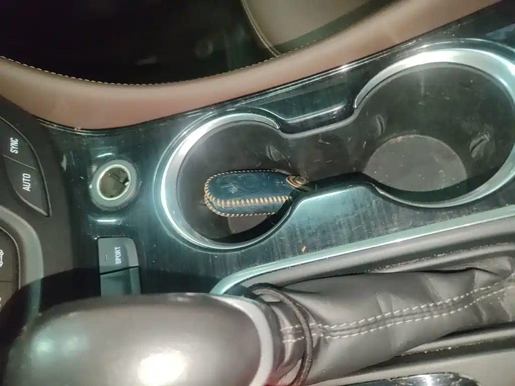 Buick Envision Plus — миниатюра 9