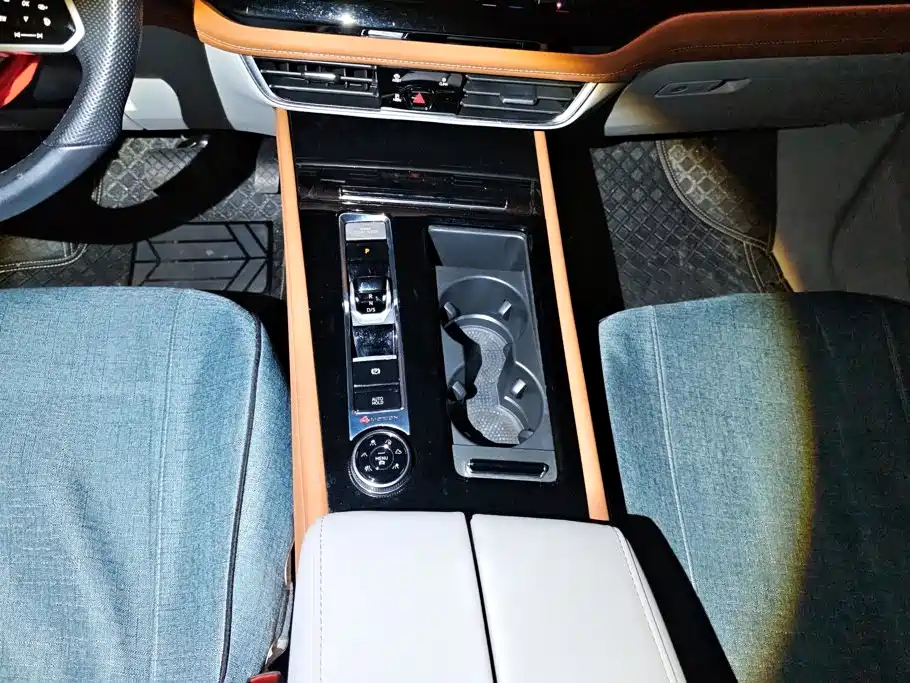 Volkswagen Teramont — миниатюра 16