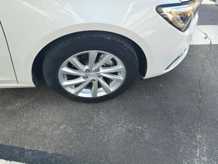 Buick Verano — миниатюра 6