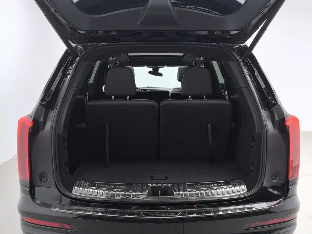 Cadillac XT6 — миниатюра 16