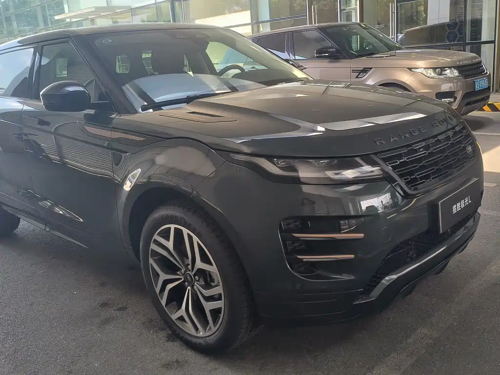 Land Rover Range Rover Evoque 2026 L SE