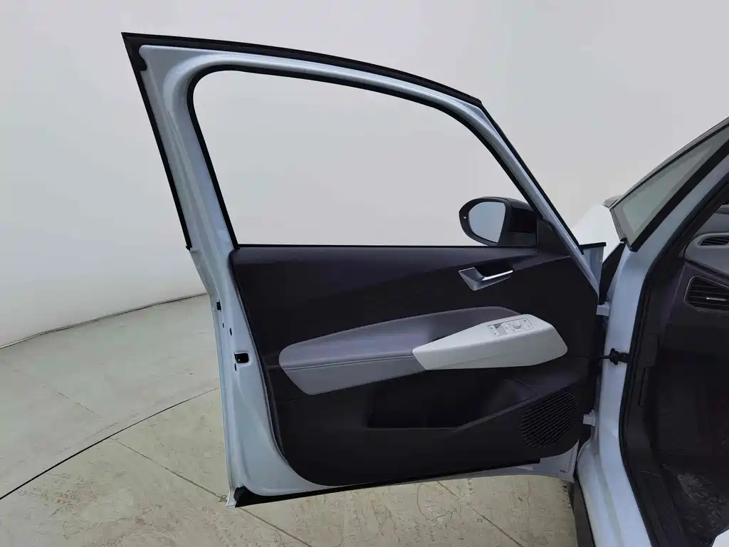 Volkswagen ID.3 — миниатюра 6