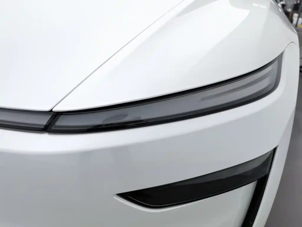 Tesla Model Y — фотографии объявления, Фото 8