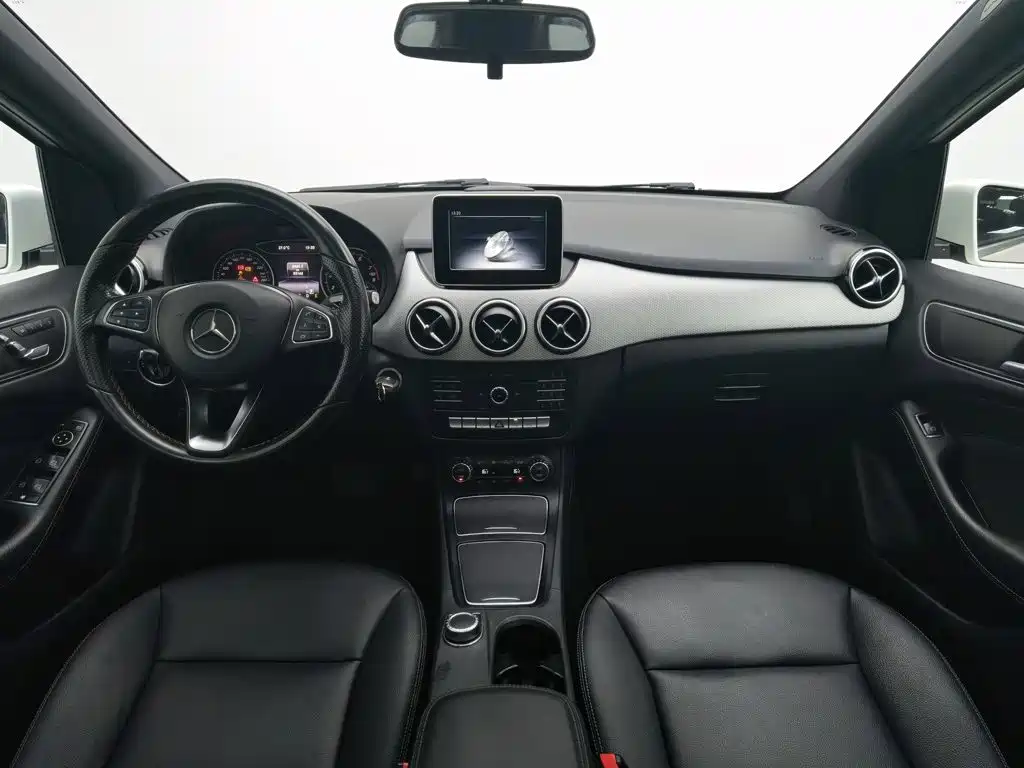 Mercedes-Benz B-Class — миниатюра 5