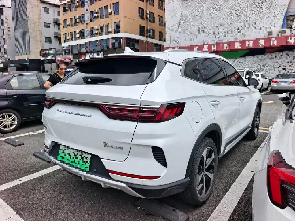 BYD PLUS New Energy — миниатюра 8