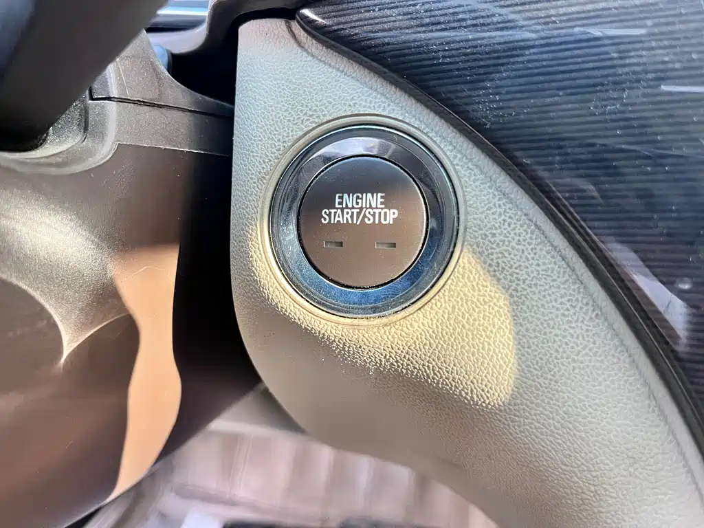 Buick Regal — миниатюра 12