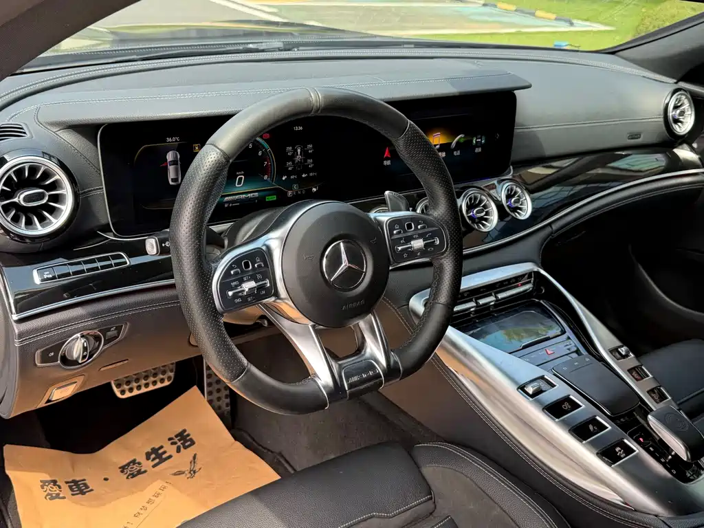 Mercedes-Benz AMG GT — миниатюра 12