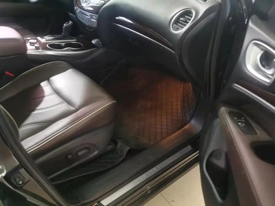 Infiniti QX60 (Import) — миниатюра 8