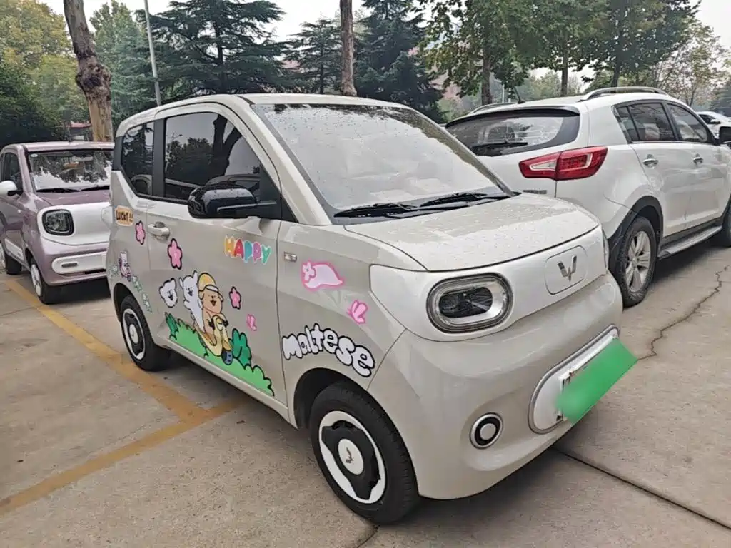 Wuling MINIEV — миниатюра 4