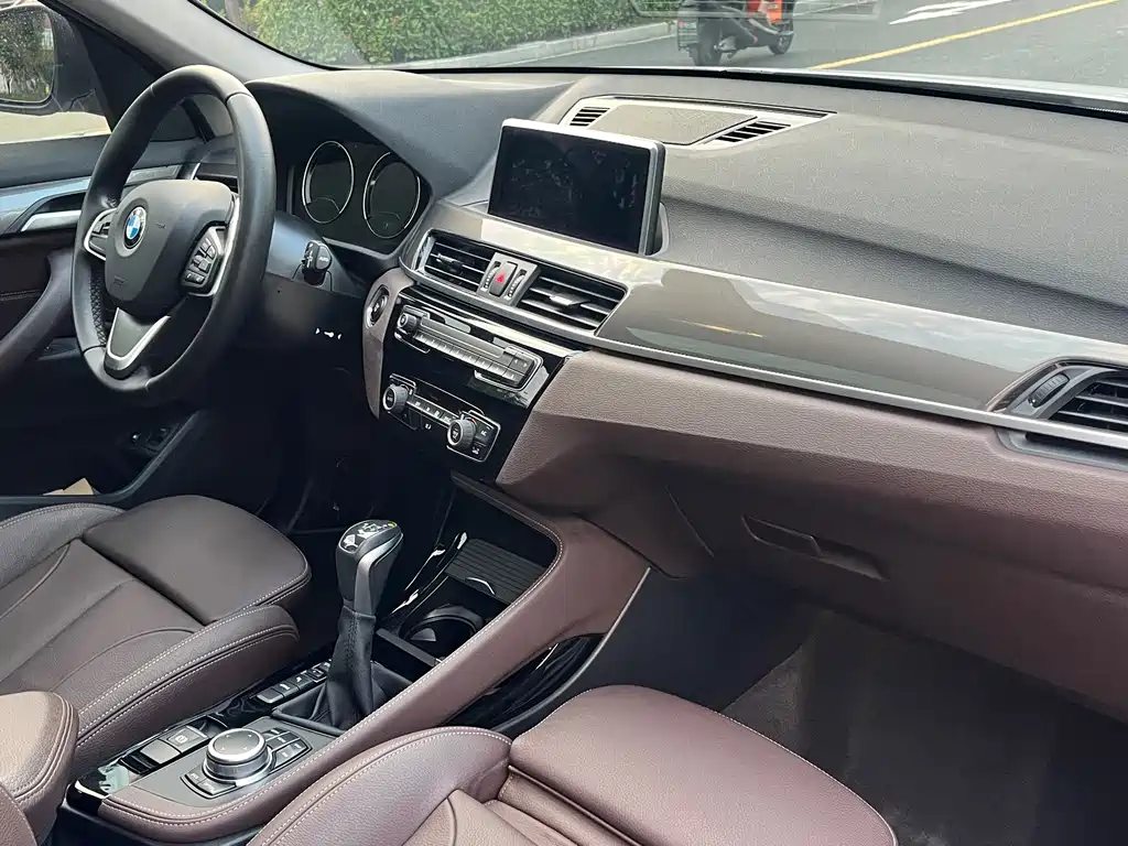 BMW X1 New Energy — миниатюра 14