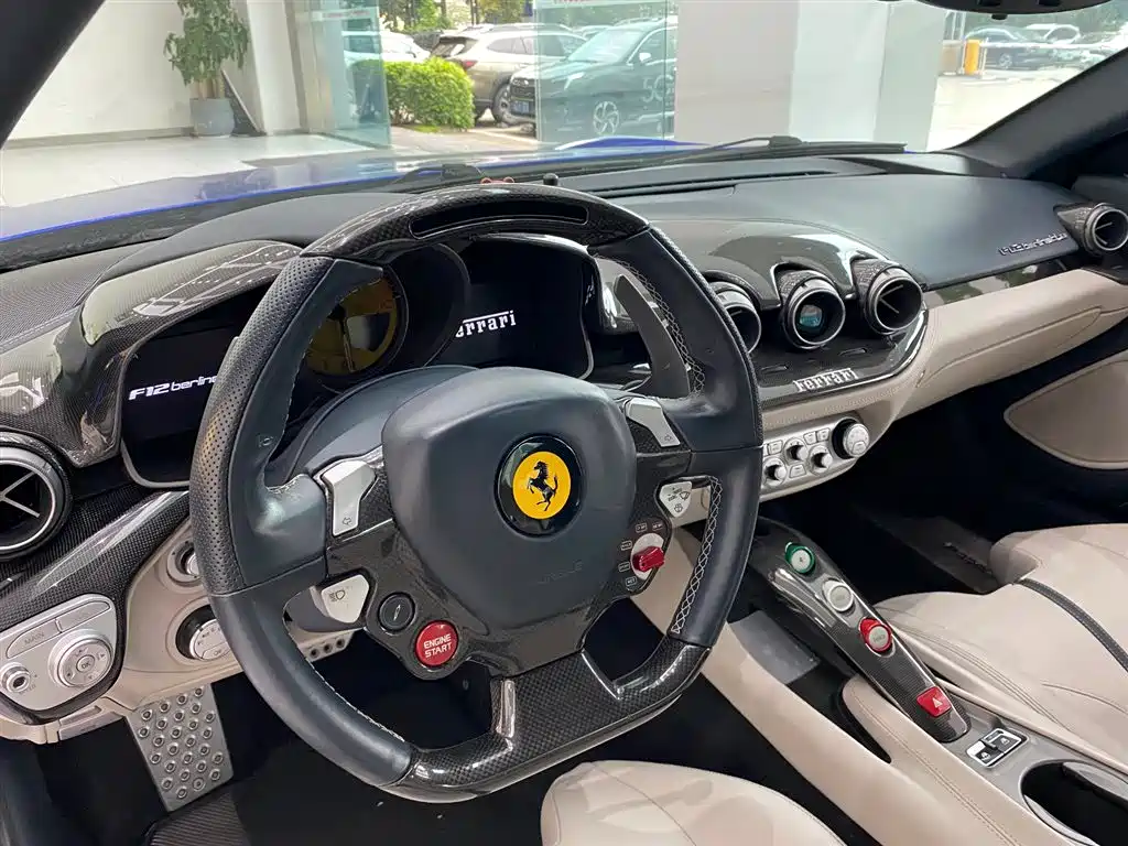 Ferrari F12berlinetta 2013 6.3L