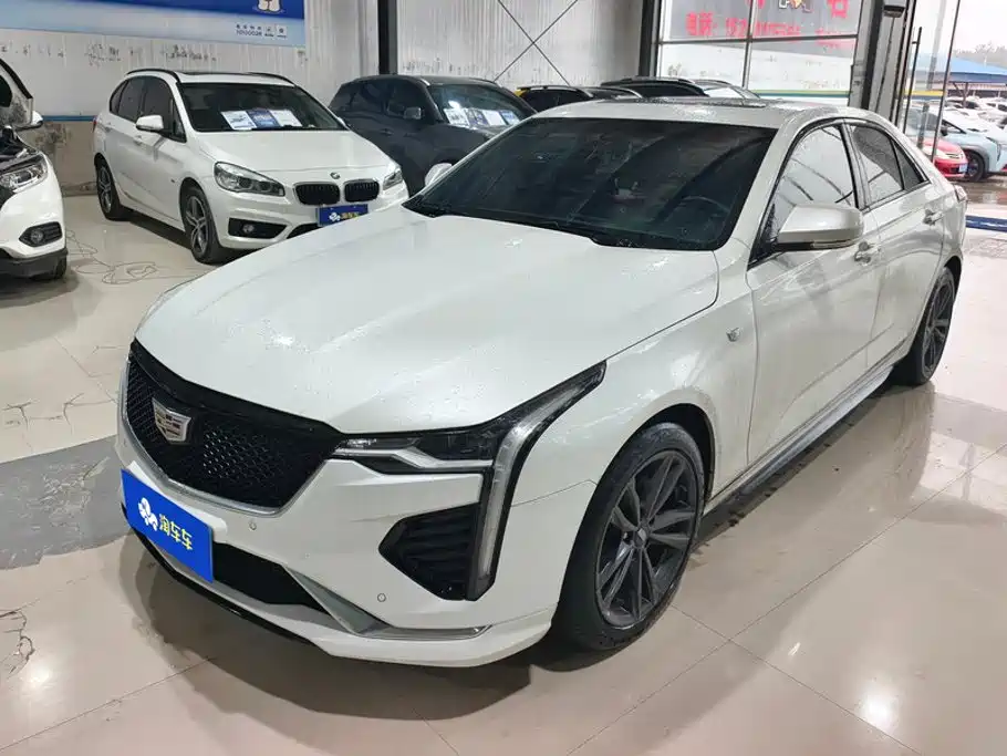 Cadillac CT4
