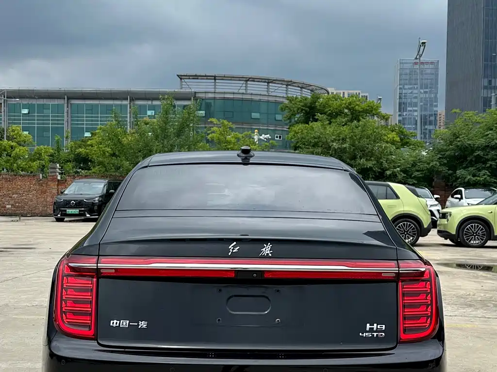 Hongqi H9 2020 2.0T