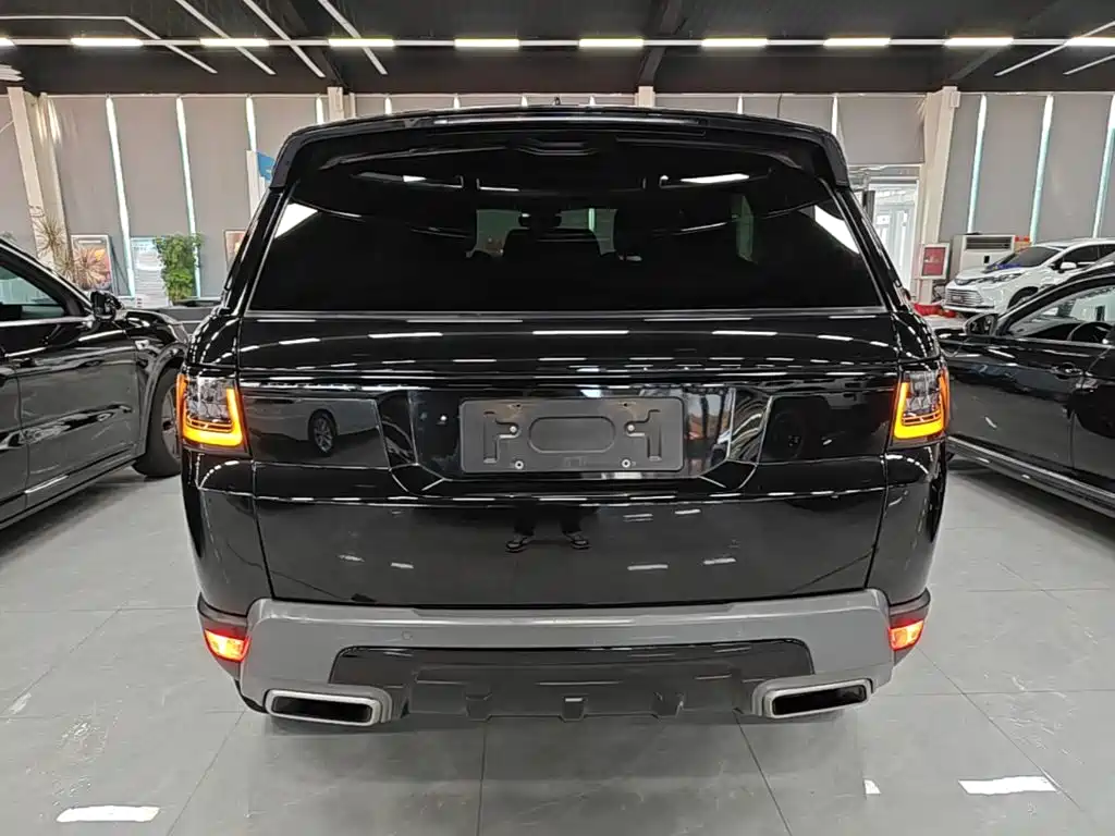 Land Rover Sport PHEV — миниатюра 6