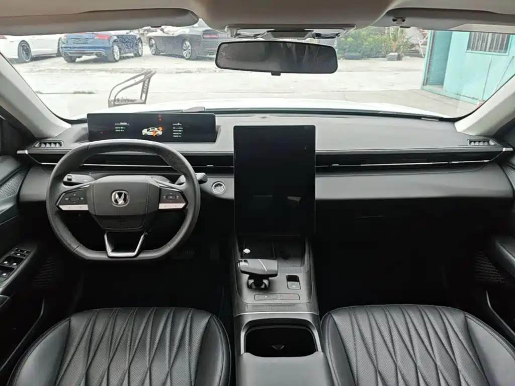 Changan Eado — миниатюра 10