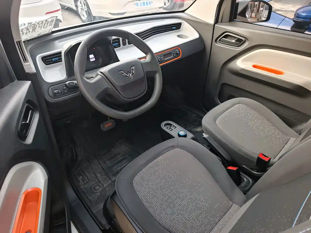 Wuling MINIEV — миниатюра 6