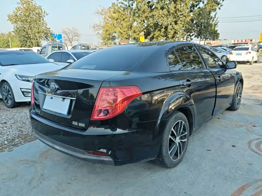 Bestune B50 — миниатюра 7
