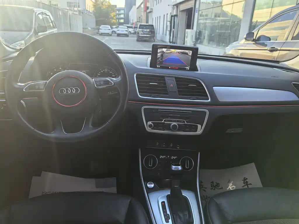 Audi Q3 — миниатюра 11
