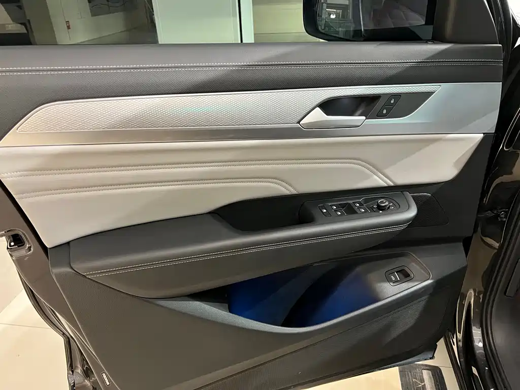 VOLKSWAGEN RANGE PATROL