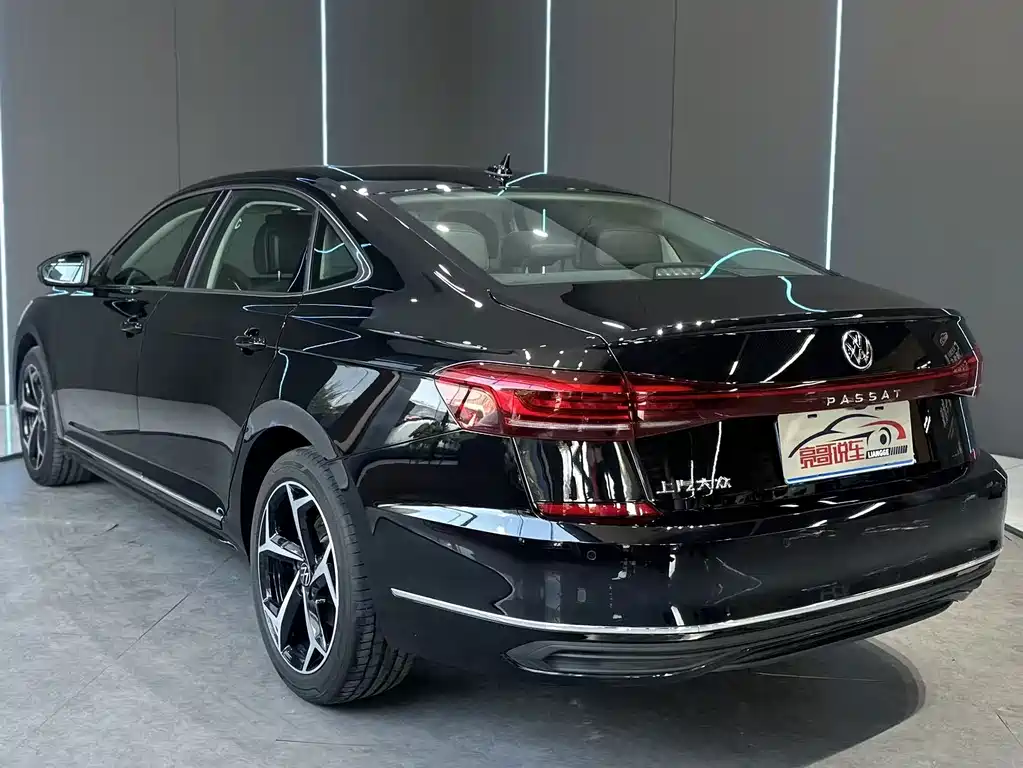 Volkswagen Passat — миниатюра 8