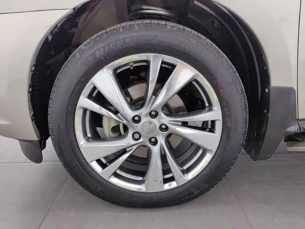 Infiniti QX60 (Import) — миниатюра 17