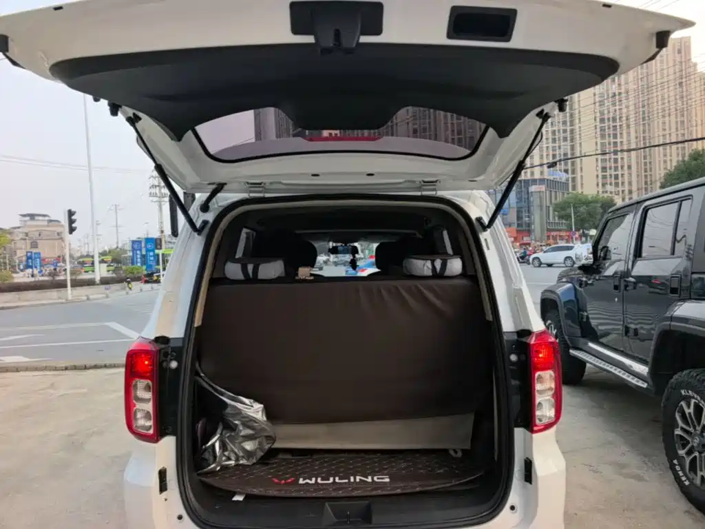 Wuling Hongguang — миниатюра 19