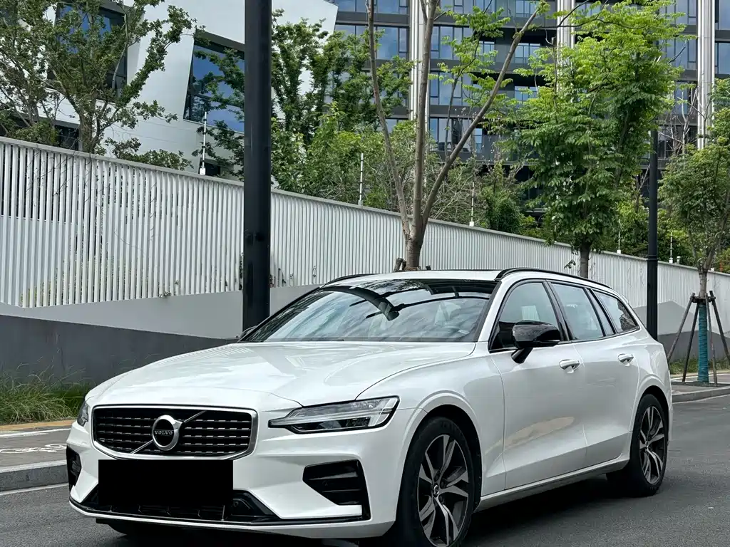 Volvo V60 2020