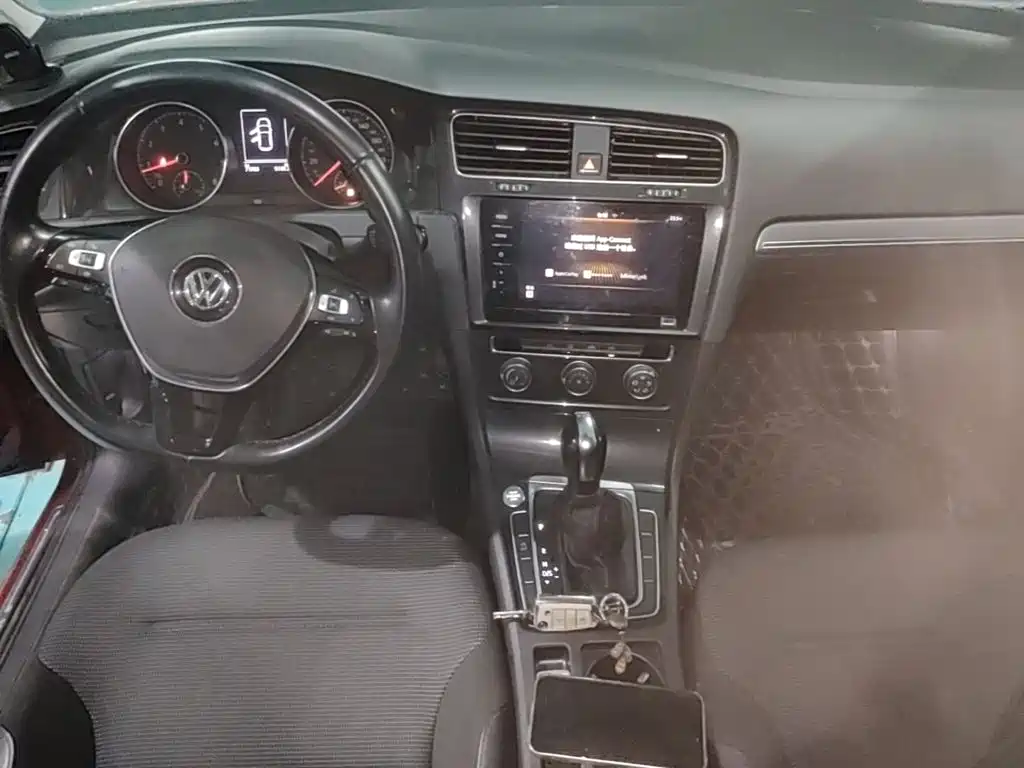Volkswagen Golf — миниатюра 10