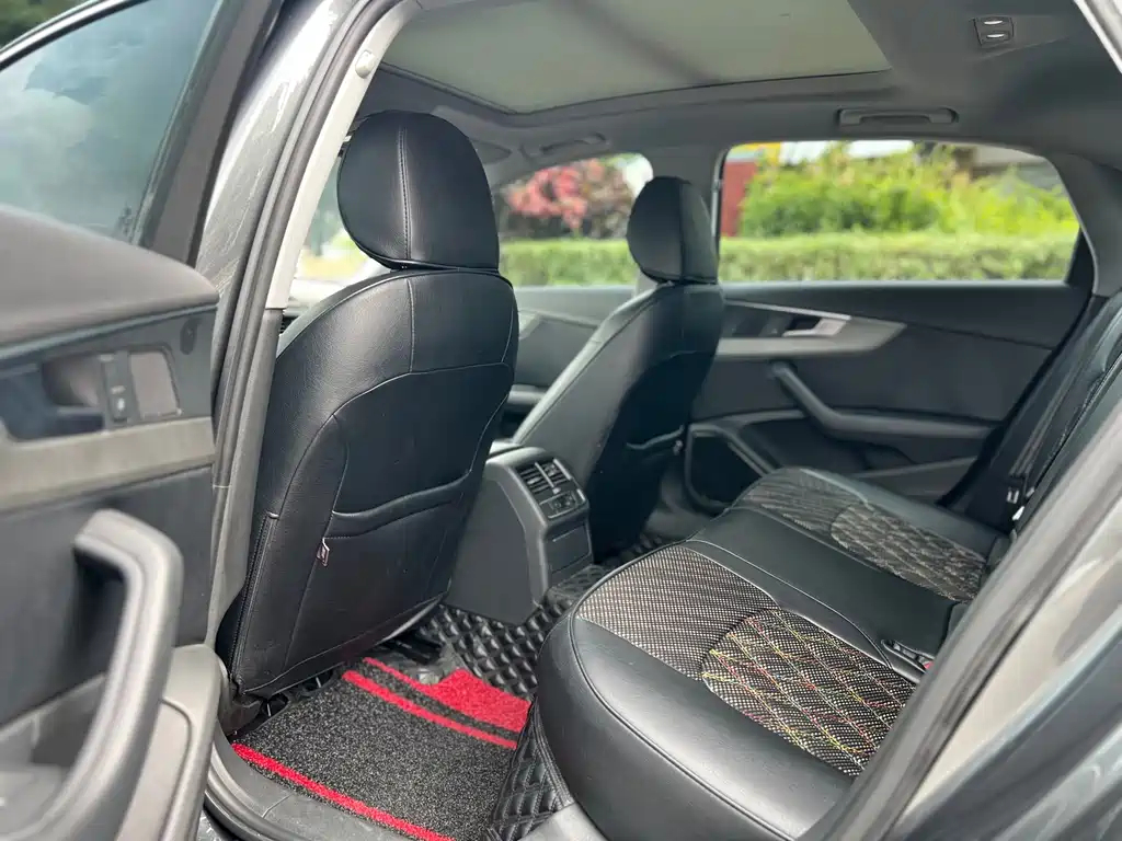 Audi A4L 2019 40 TFSI VI