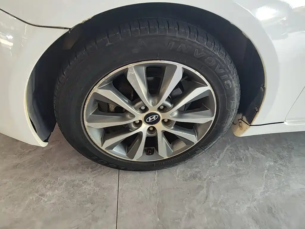 Hyundai Sonata — миниатюра 23