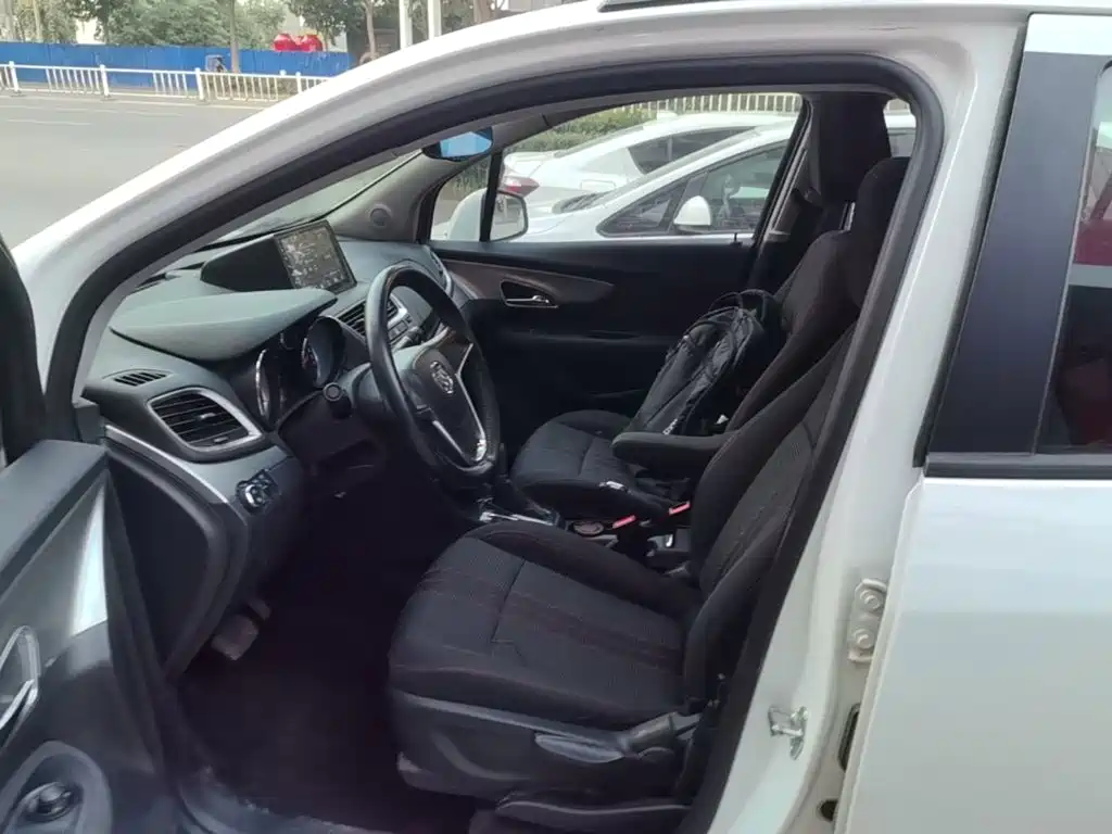 Buick Encore — миниатюра 15
