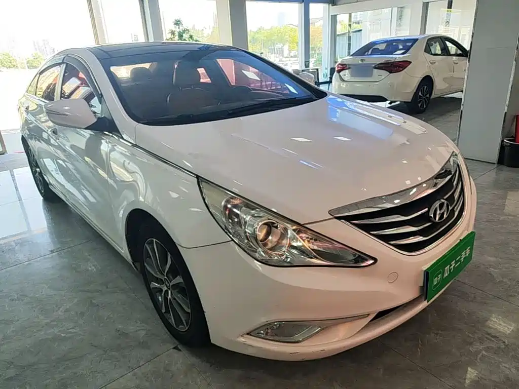Hyundai Sonata — миниатюра 4