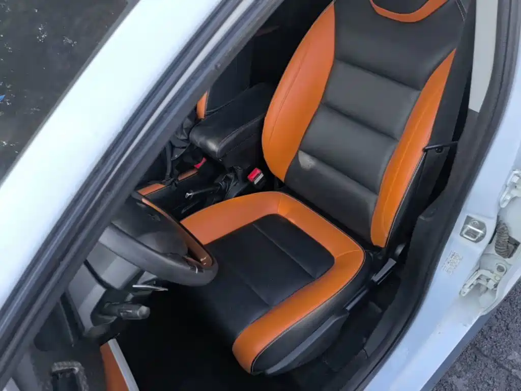 Geely Vision X1 — миниатюра 15