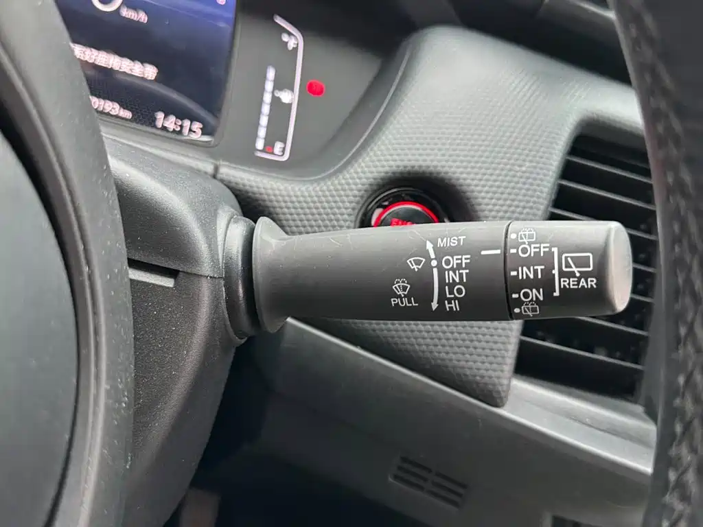Honda Fit — миниатюра 25