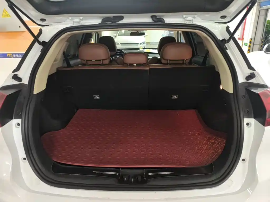 Geely Boyue — миниатюра 19