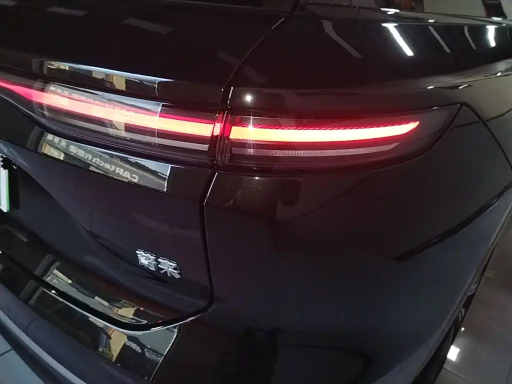 NIO ES8 — миниатюра 8