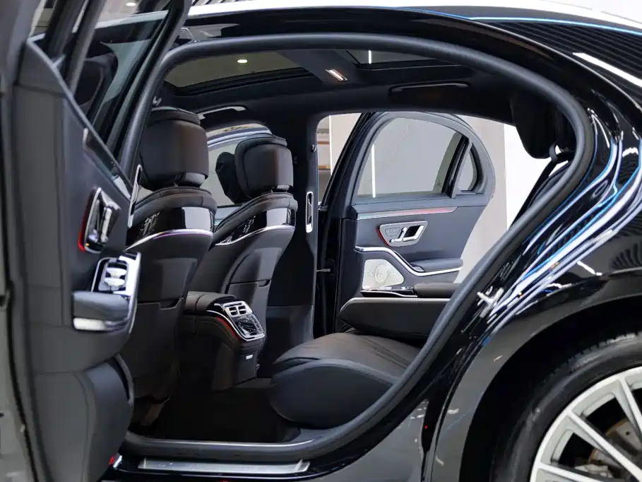 Mercedes-Benz S-Class — миниатюра 33