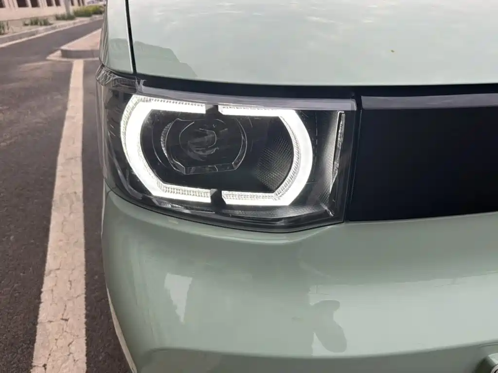Wuling MINIEV — миниатюра 24